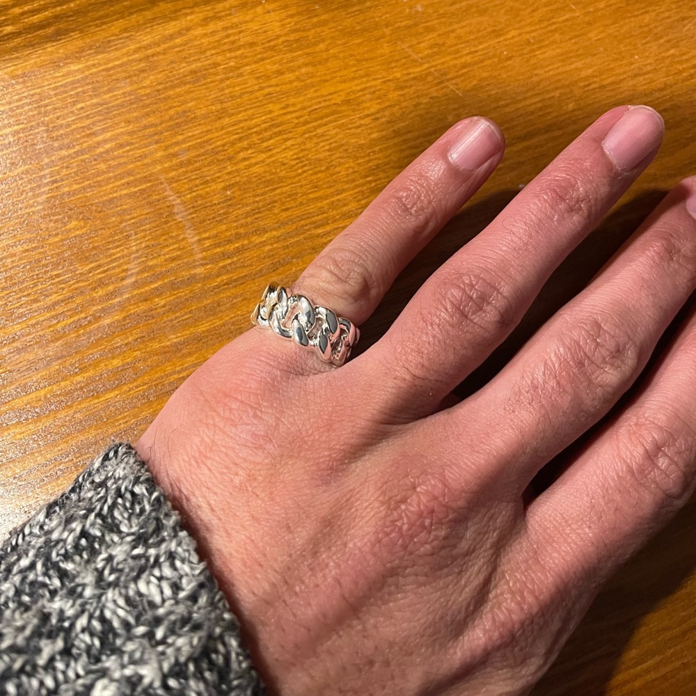 - Cuban link silver color ring size 7 US (Medium)